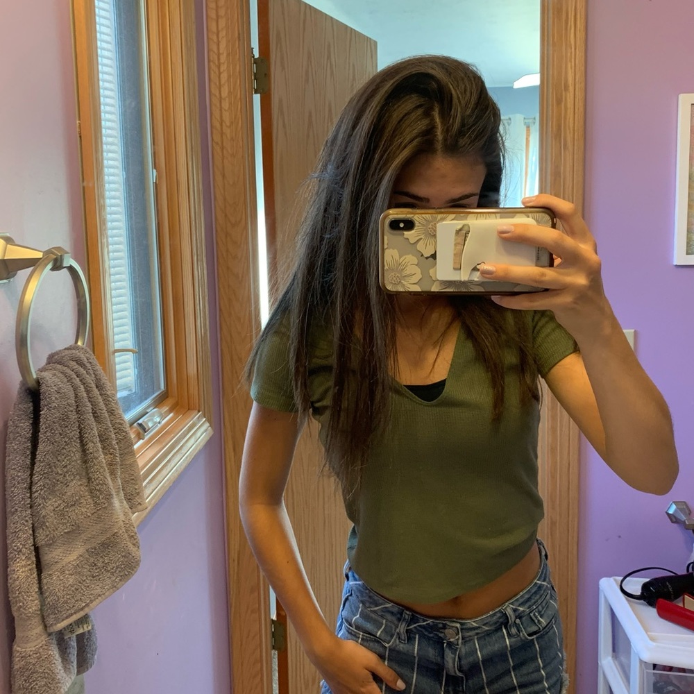 crop top